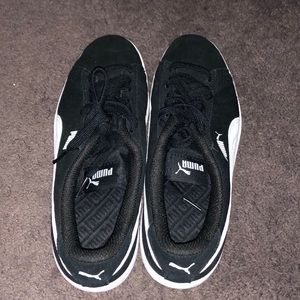 Gently used Puma sneakers